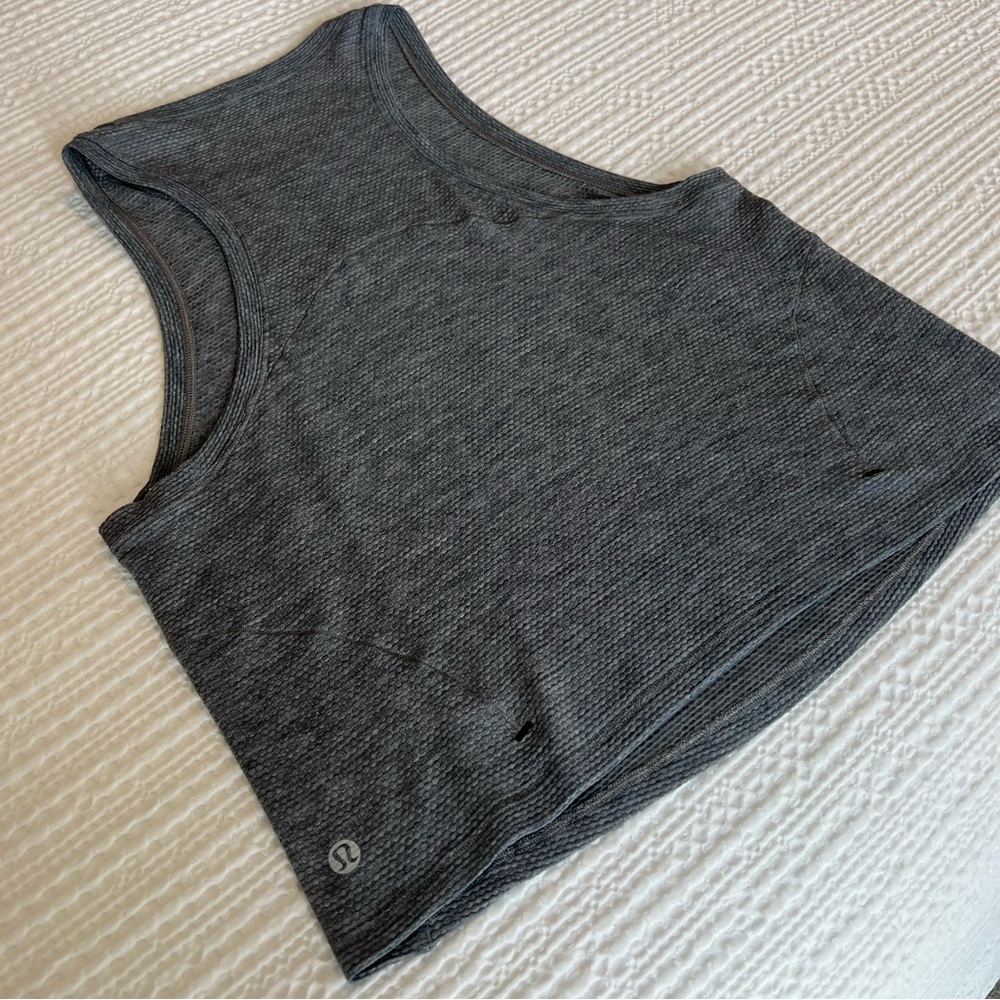 Women’s Lululemon High Neck Cropped Tank in Gray Size 6